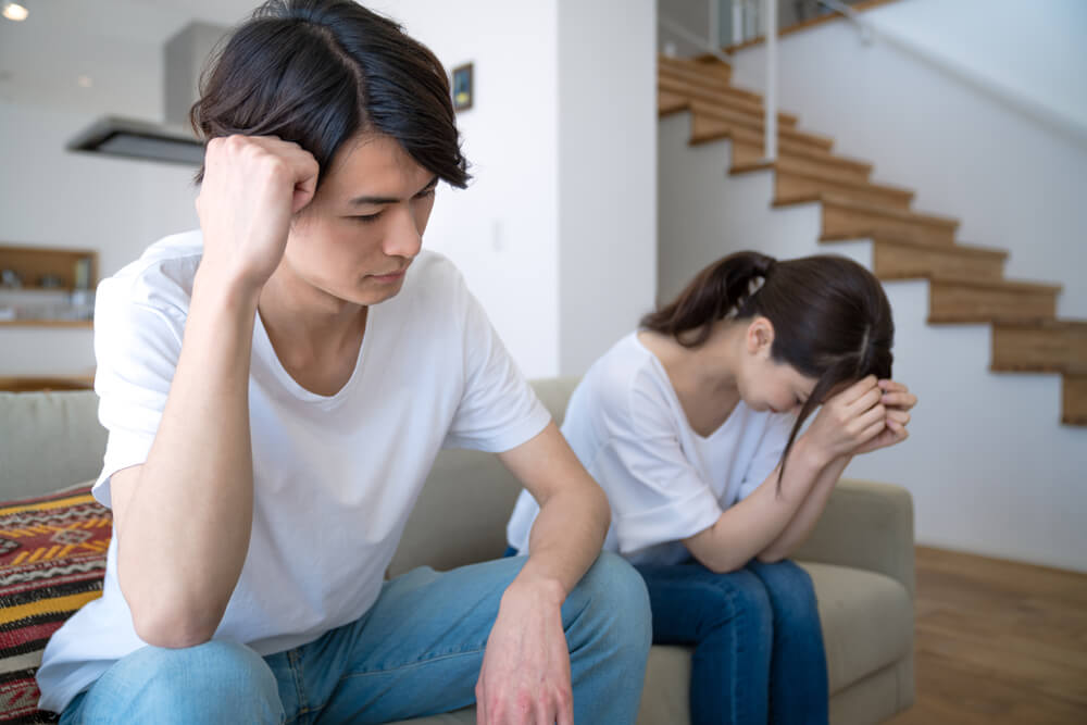 実家について悩む夫婦